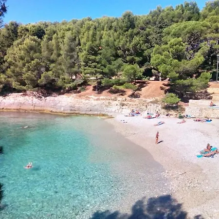 Valkane Private Garden Пула