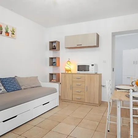 Апартаменты Valkane Private Garden