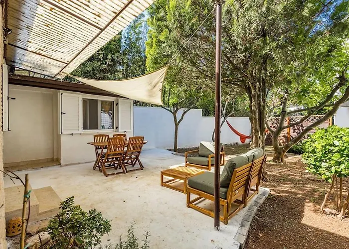 Valkane Private Garden * 普拉